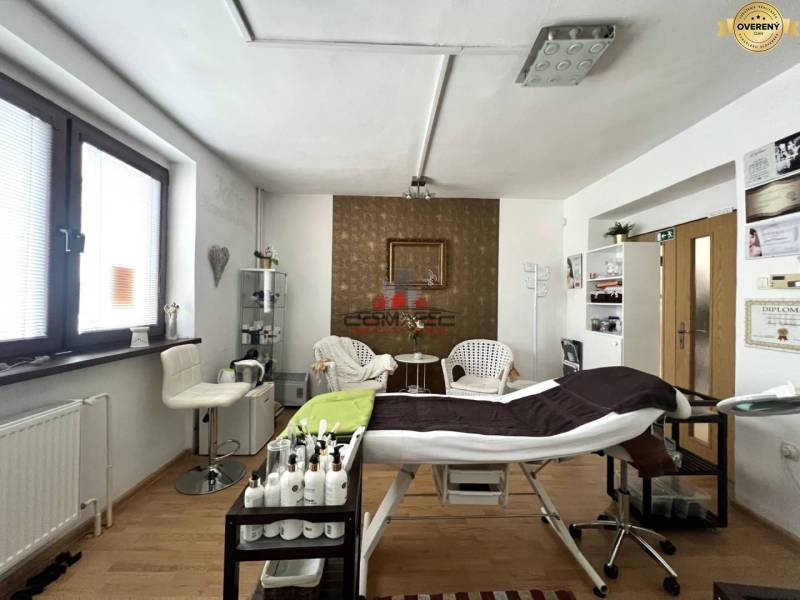 Bazoš Hodžova 5.jpg