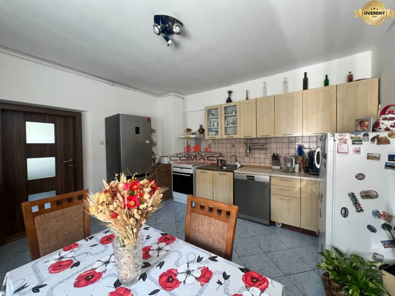 Bazoš RD Podolie 4.jpg