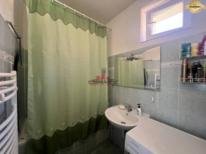 Bazoš RD Podolie 5.jpg