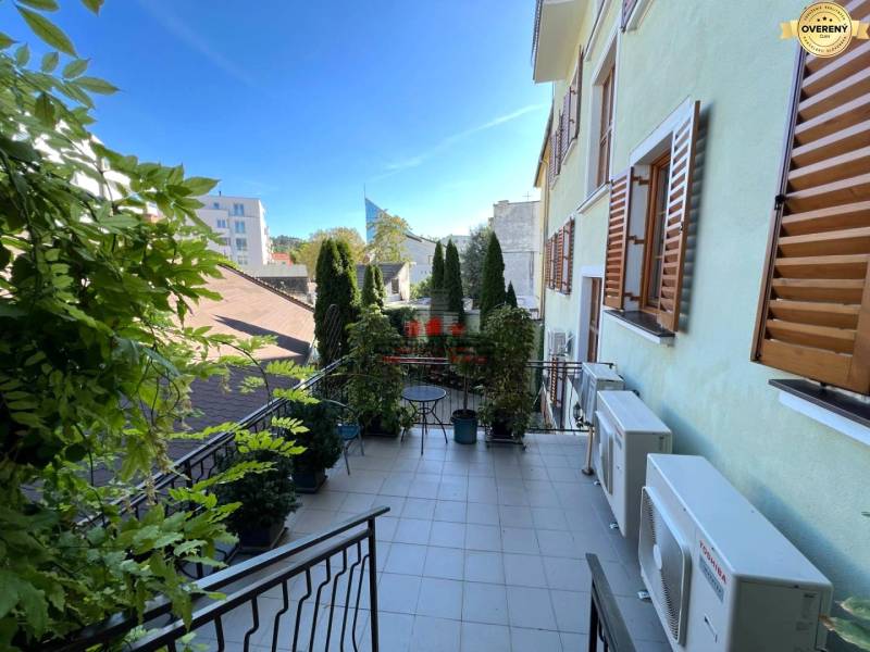 Bazoš Nýjom kancel. 33 2 8.jpg